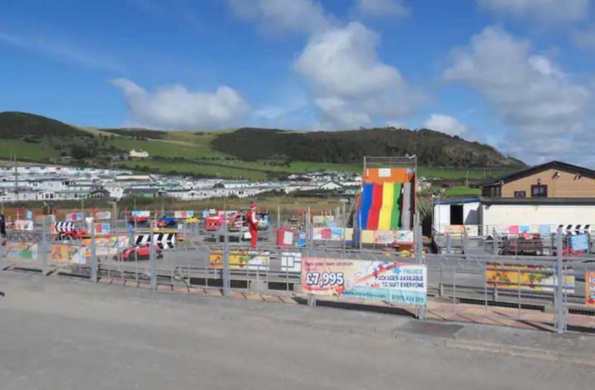 Platinium Standard Luxury And Modern Static Caravan At Clarach Bay Villa Aberystwyth Exterior photo